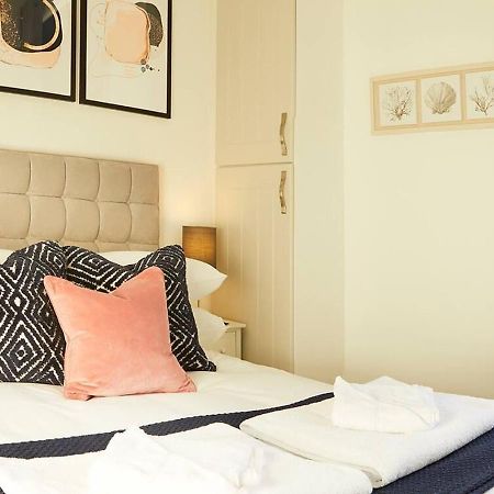 Sea View Serenity Breath Taking Sea View Sleeps 4 Scarborough Dış mekan fotoğraf